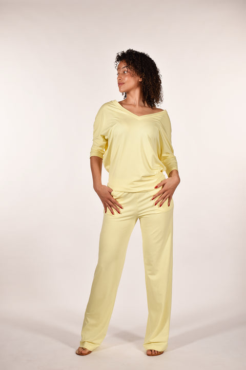 Miro-basic t shirt with v-neck in front and back