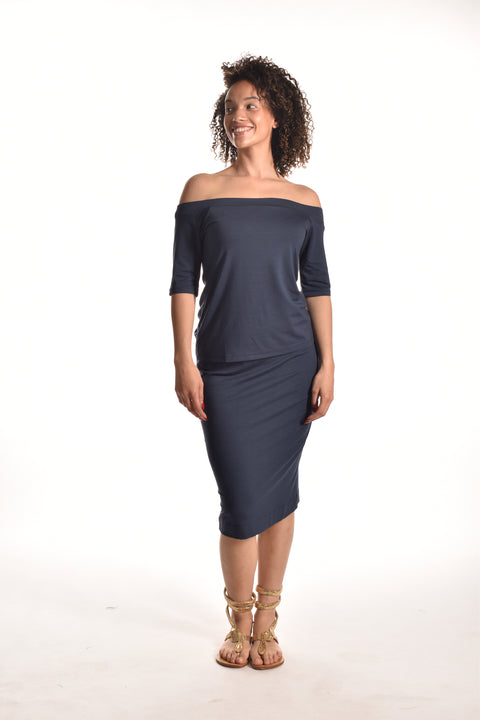 Matisse-Straight knee length skirt with slit