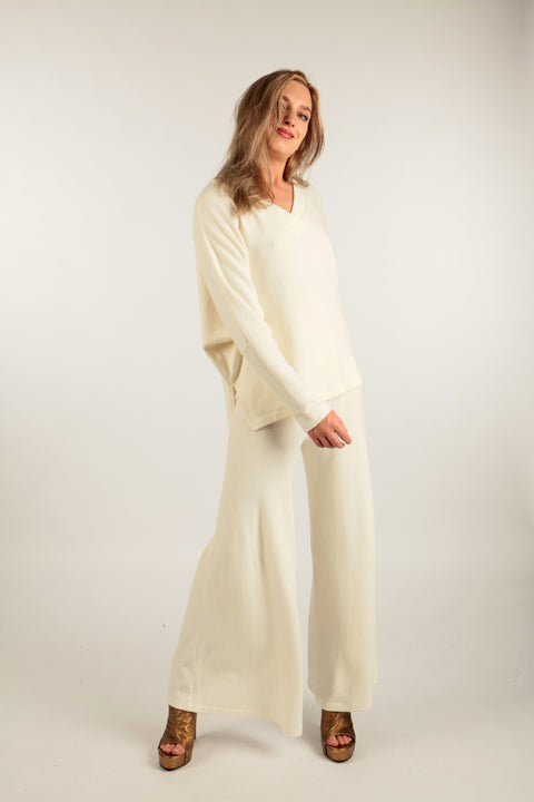 STAR ANISE - Short v-neck sweater