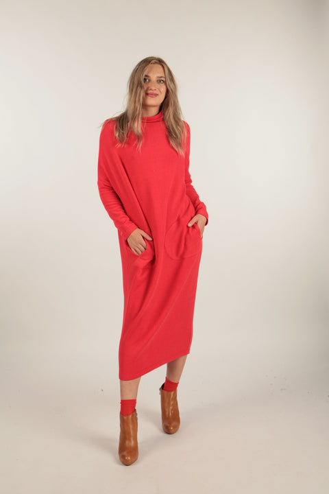 SESAME - Long v-neck dress
