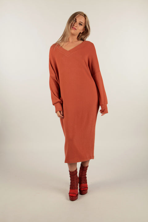 SESAME - Long v-neck dress