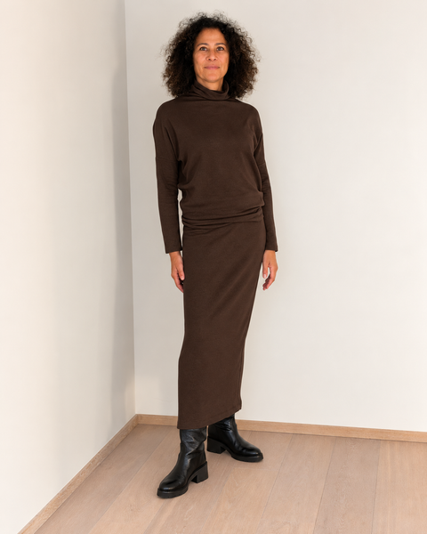 London: turtleneck pullover