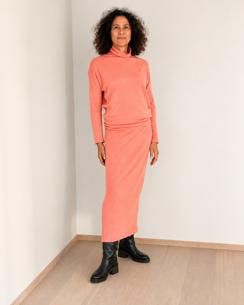 London: turtleneck pullover